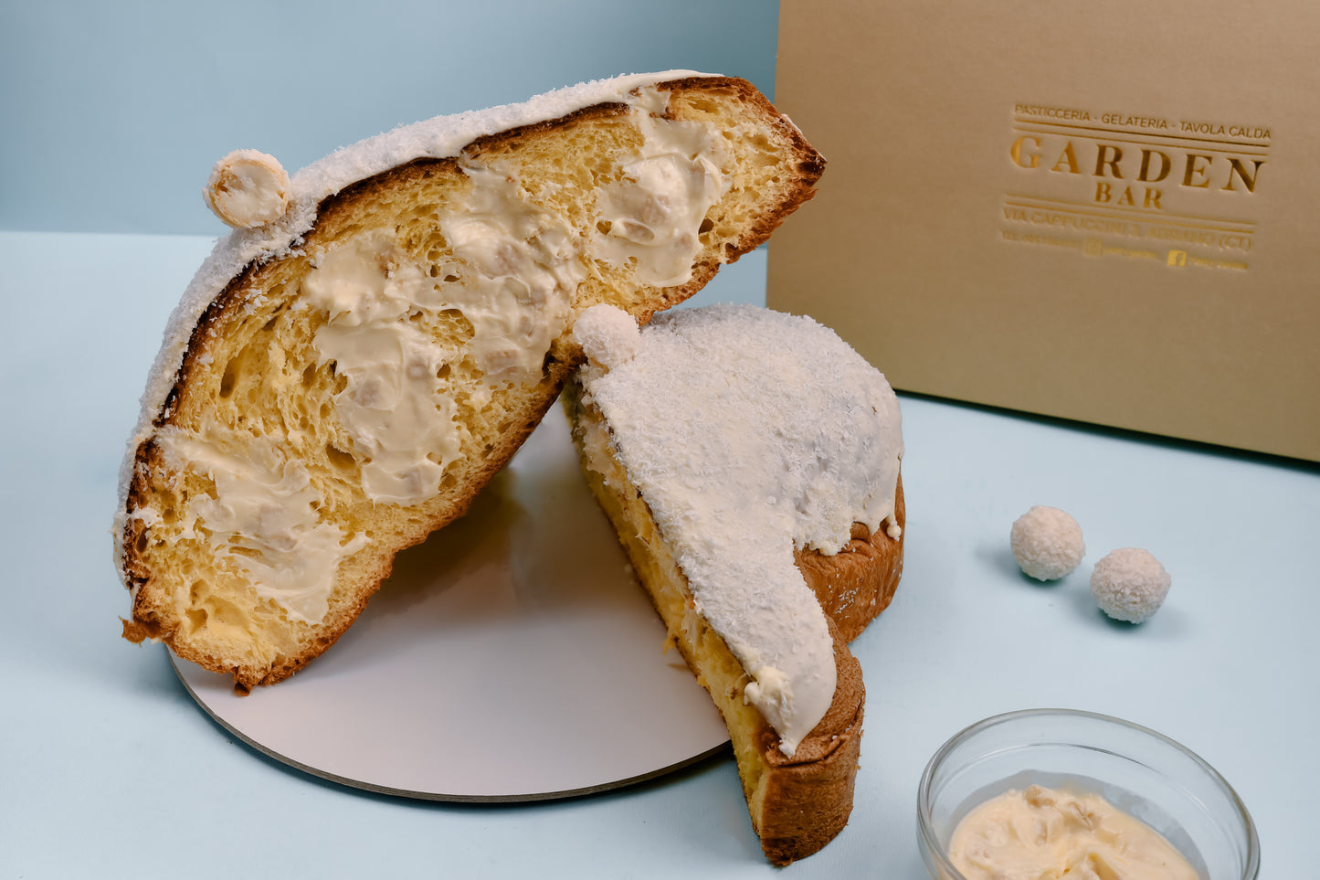 Colomba Raffaello farcita con crema al Cocco da 1.2kg